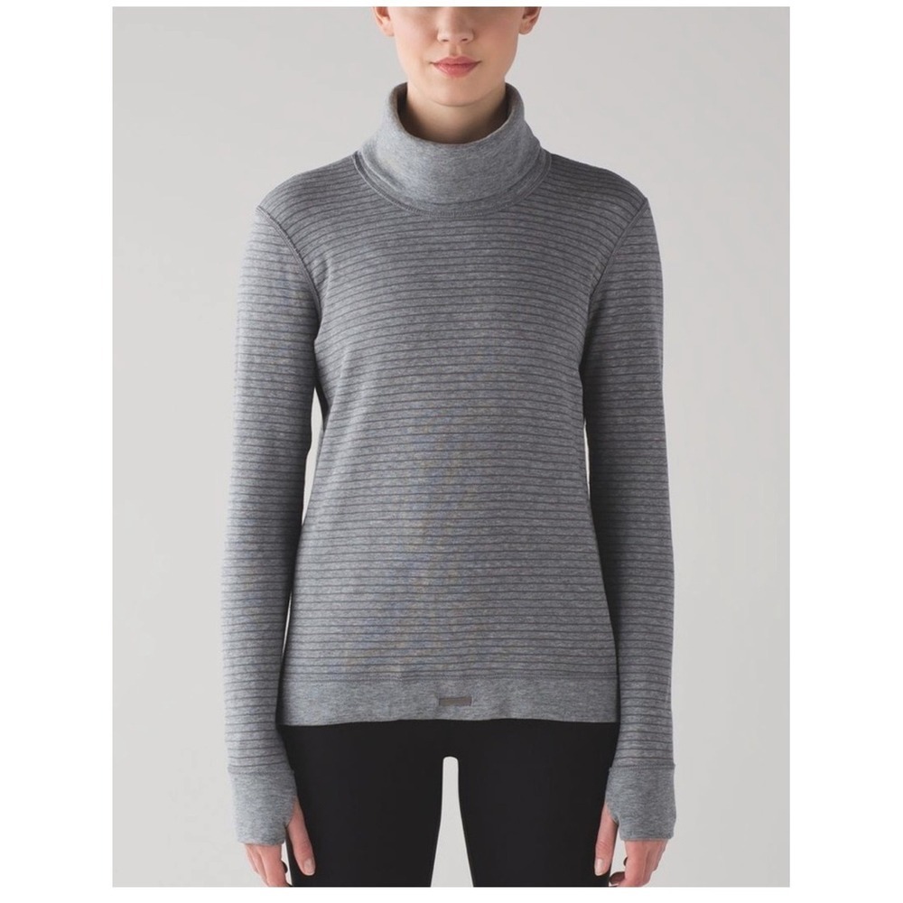 Lululemon Double‎ Up Reversible Turtleneck Top Women's 10 Grey